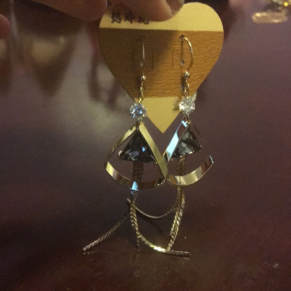 Earrings bundle - Picture 6 of 6